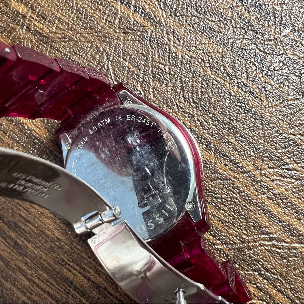 ❌SOLD❌ FOSSIL Pink Watch - Picture 6 of 8